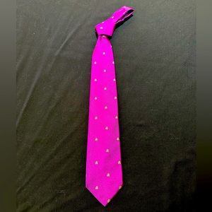 Brooks Brothers Bold Fuchsia with Sheep Logo
